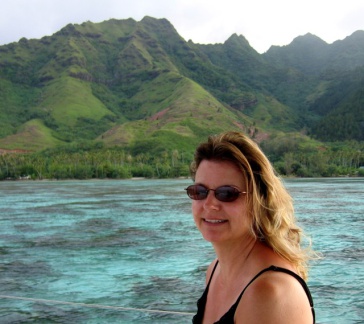 sm-Tahiti-2004-Sher-CatamaranCruise-closeup